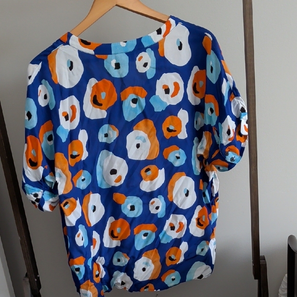 Colorful Button-Up Shirt - Picture 7 of 9